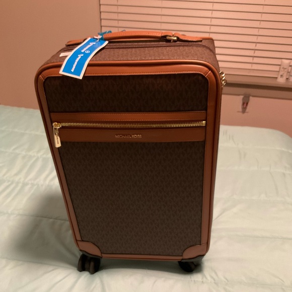 Micheal KORS suit case - Picture 1 of 4